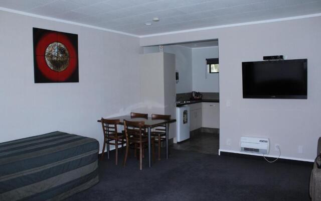 Rose City Motel