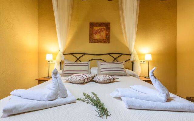 House Angelita Olocau del Rey 13406