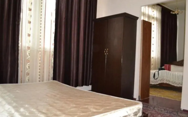 Apartamen Amiryan Street