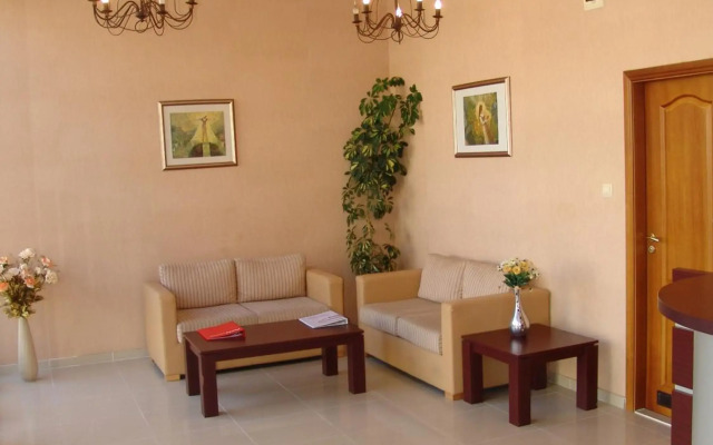Aparthotel Efir
