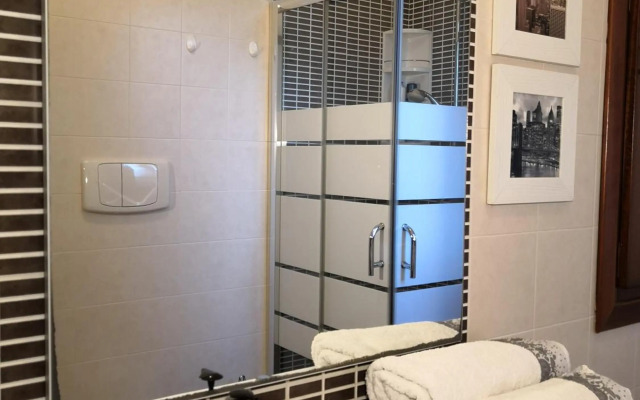 ValeValeHome - fully equipped kitchen, reserved parking, big garden