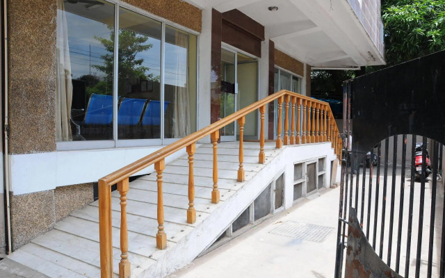 Lloyds Guest House - Royapettah