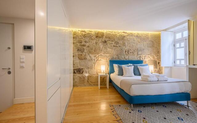 PWHC Miragaia Apartments