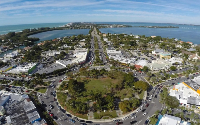 8735 Midnight Pass Road Unit 303b