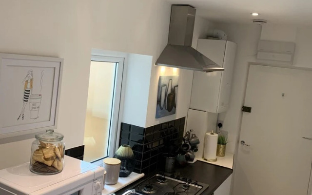 Allure Watford Apartment