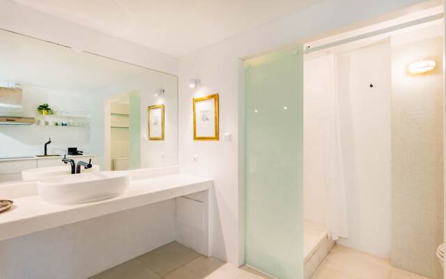 Estoril Riviera Apartments