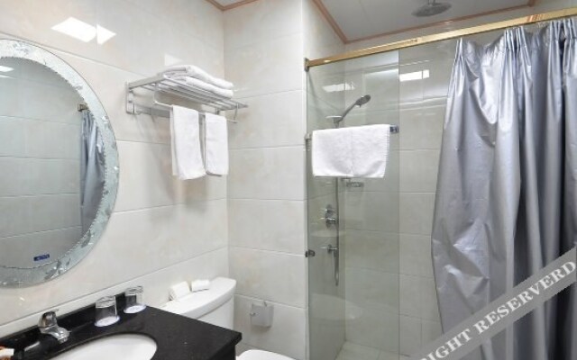 Ocean Star Hotel