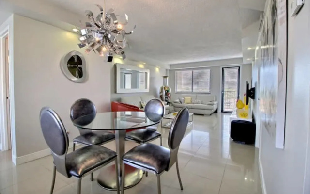 Golden Isles 509 in Hallandale Beach