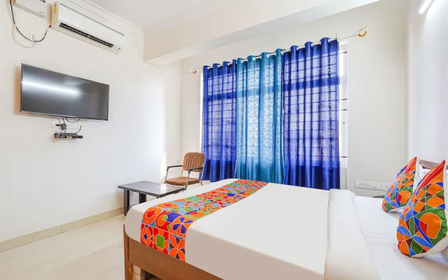 Itsy by Treebo - Fortune Key