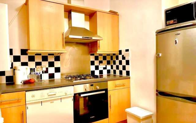 Immaculate One Bed in Tower Bridge Luxurious Taste