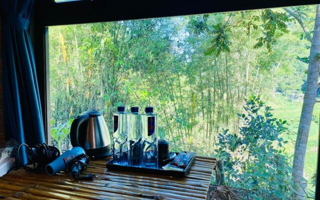 Pu Luong Riverside Lodge