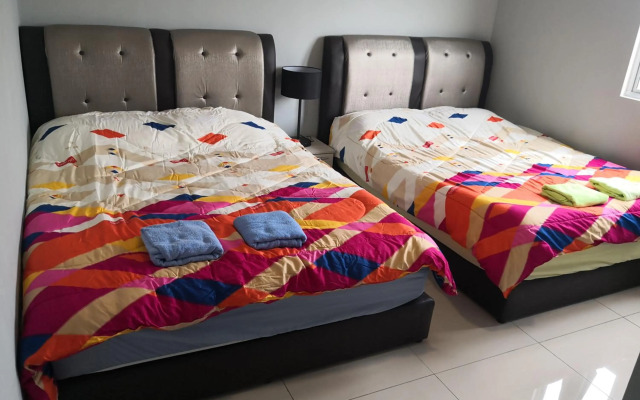 Mcz homestay at ipoh tower WiFi 7-8pax