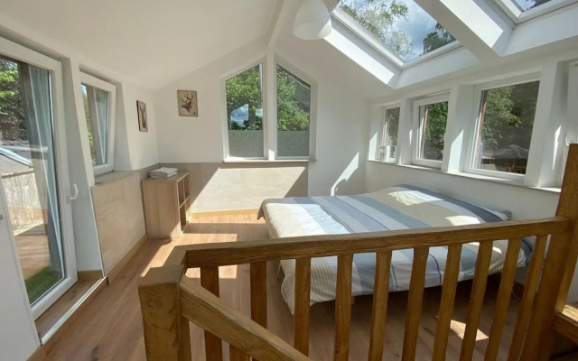 Spacious Chalet in Jalhay with Hot Tub