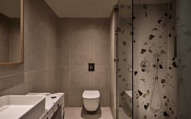 Alamis Hotel & Apartments