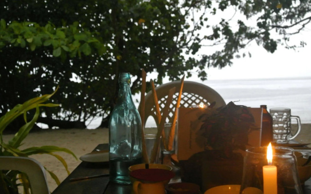 Dolphin Bay Divers Retreat