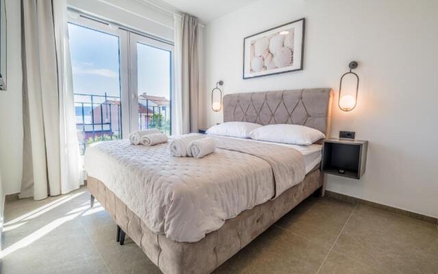 Apartment House Vista