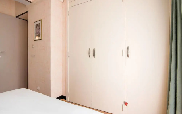 Snug Apartment in Wenduine near Sea