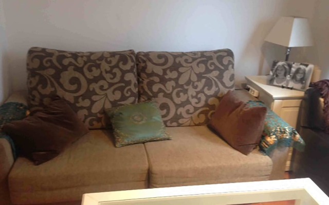 Modern, Occupancy 2/4 People, Parking, Wifi