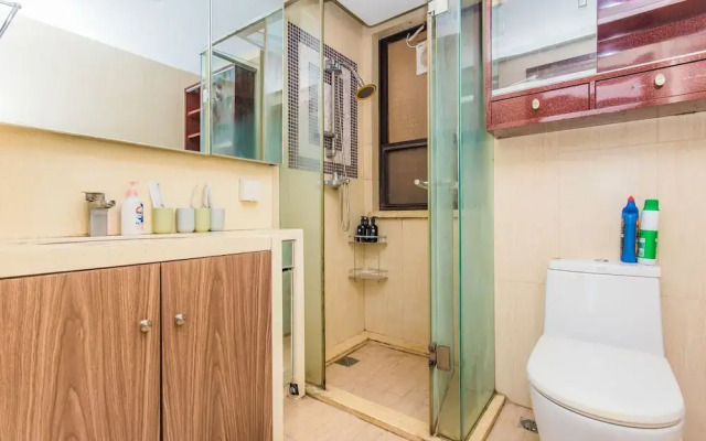 Locals Boutique Apartment  Huafa  No.3
