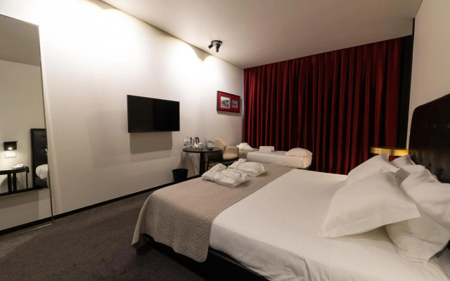 Axis Viana Business & SPA Hotel