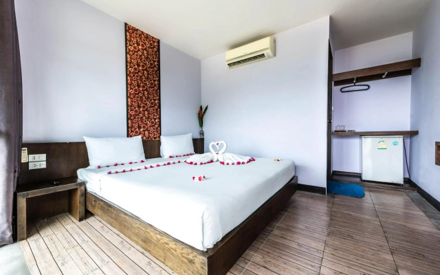 Phi Phi Sea Sky Resort