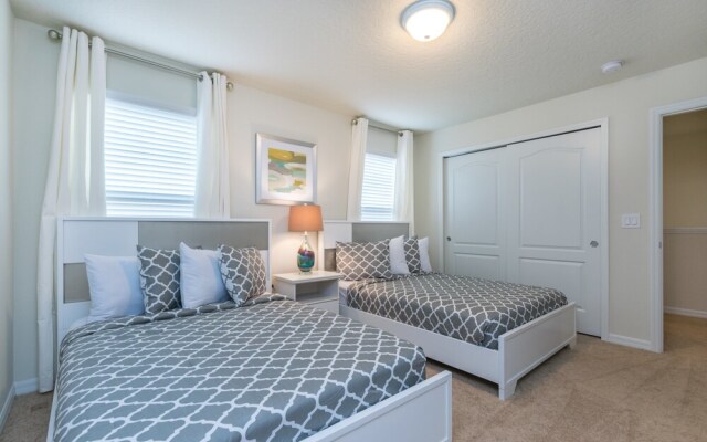 Windsor at Westside - 1639 Lima Avenue