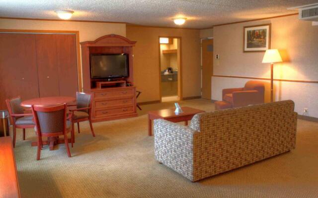 Best Western Woodhaven Inn