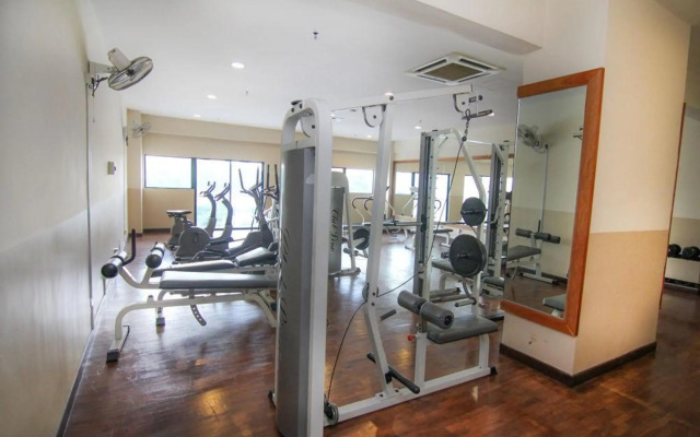 Peninsula Residents All Suite