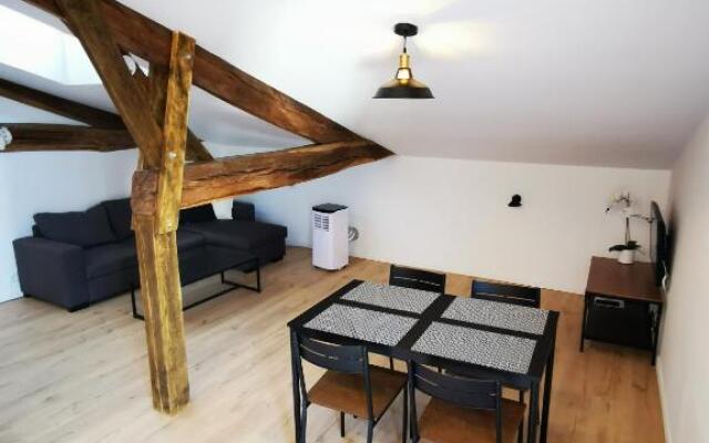 Appartement neuf climatisé sous les toits