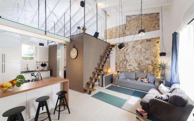 Cavour16 Suite