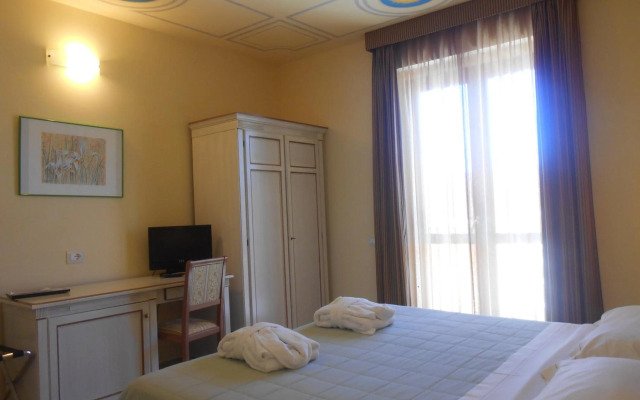 Hotel Saturno Fonte Pura