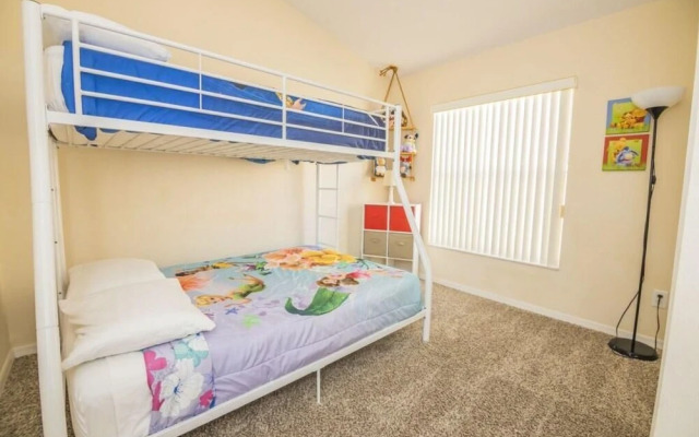 Yvonne's Indian Point Vacation Home