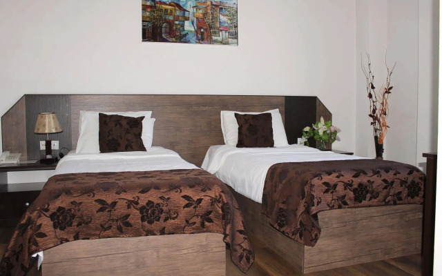 Mirobelle Hotel