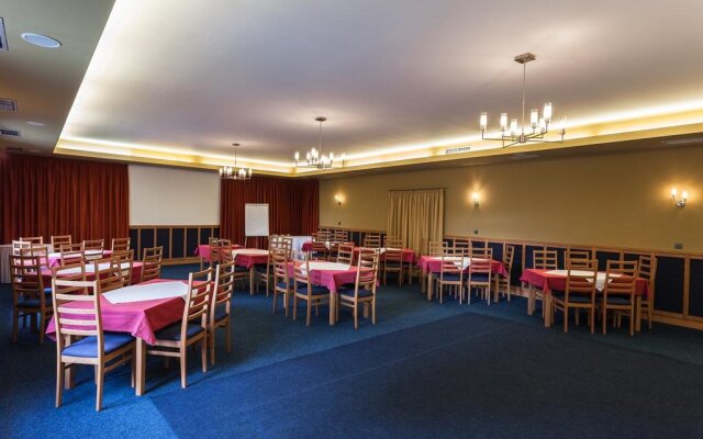 Hotel u Crlíků