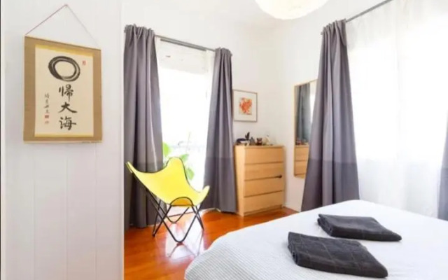 Sunny Home - near West End Cafe's, South Bank & City
