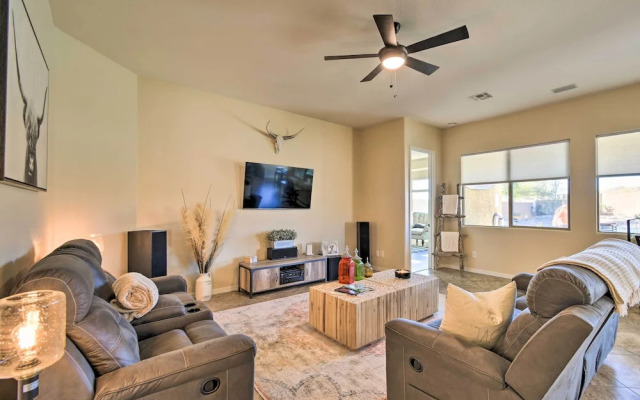 Pool, Fire Pit & Putting Green: Goodyear Retreat!