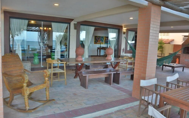 Casa de luxo na beira mar Porto Mirim