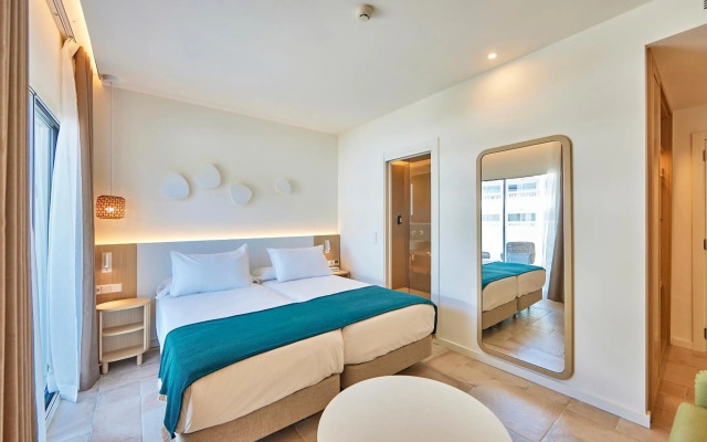 Universal Hotel Aquamarin