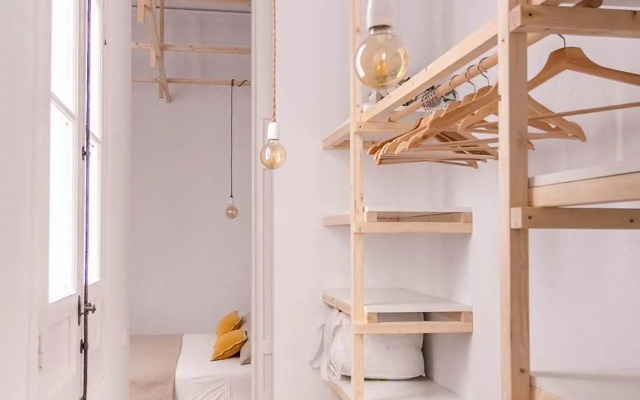 Pop Art , Sunny Apartment near Santa Cruz