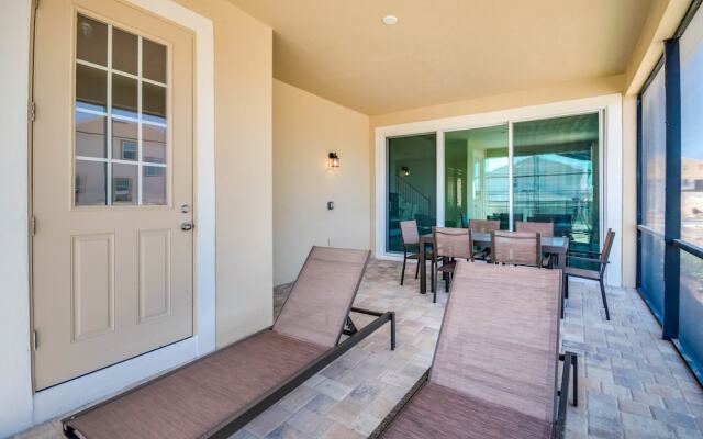 1815 Sawyer Palm Place