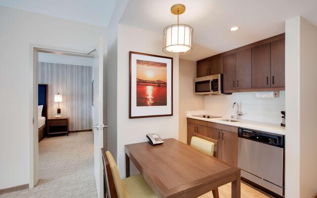 Homewood Suites by Hilton Louisville Downtown, KY