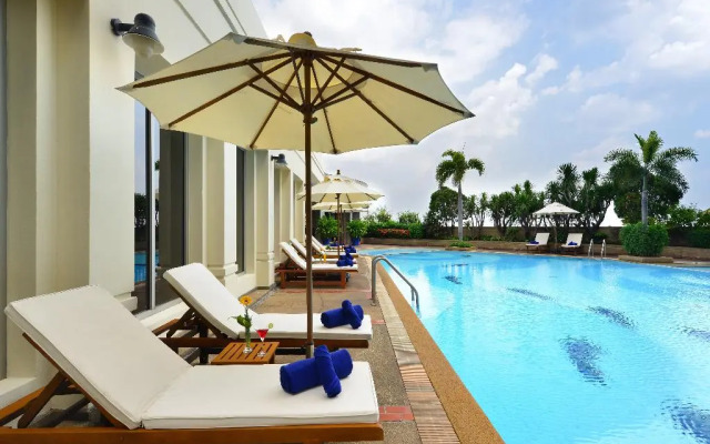 Miracle Grand Convention Hotel