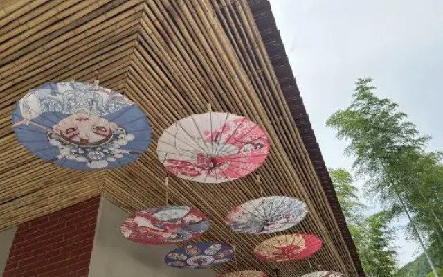 Wild Wind Starry Sky Bubble House Hotel