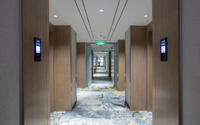 Hampton by Hilton Beihai High-Speed Train Station