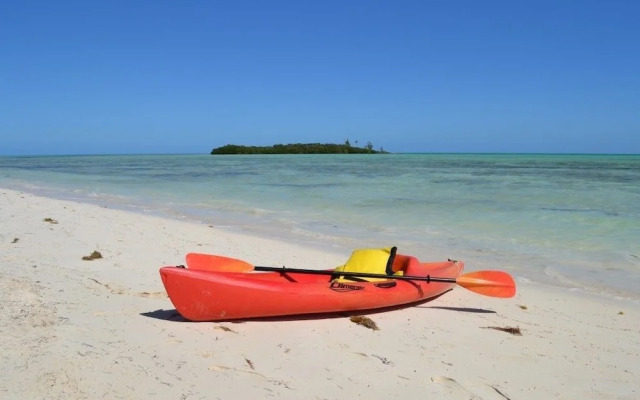 Swains Cay Lodge