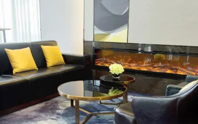 Home Inn Business Hotel (Yantai, Fuxin District, Ludong University Branch)