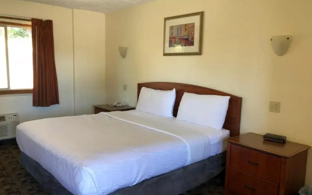Monticello Motel