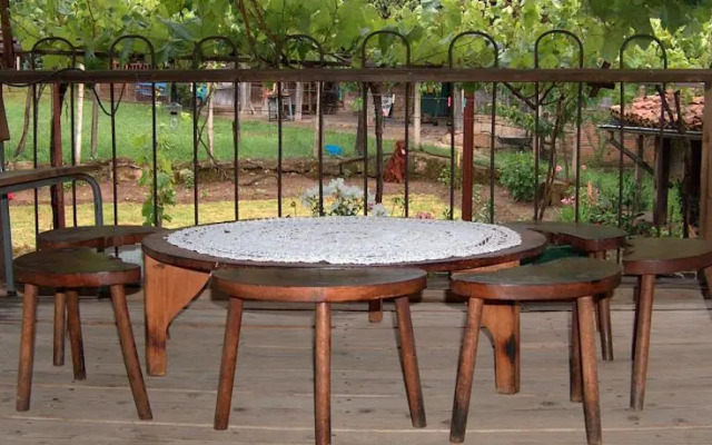 Sisters Trifonovi Guest House