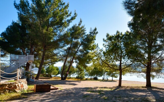Seaside Serenity Suite Left