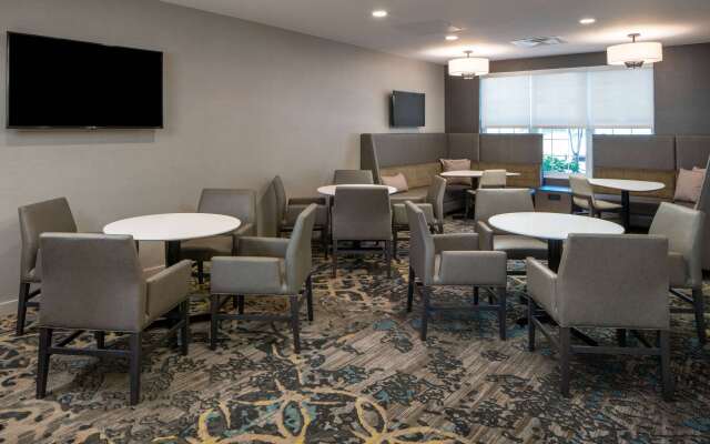 Sonesta ES Suites Fairfax Fair Lakes